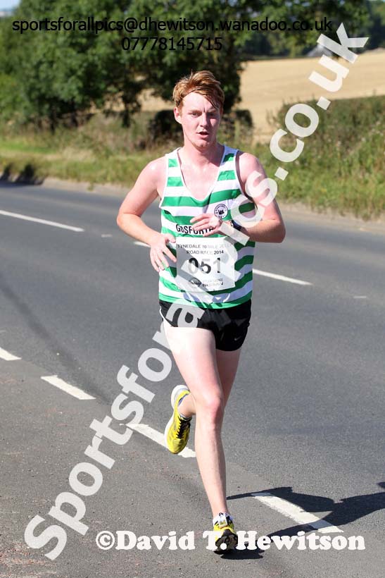 Finn Brodie (Gosforth) during the Tynedale 10 Mile Jelly Road Race. Photo: David T. Hewitson/Sports for All Pics
